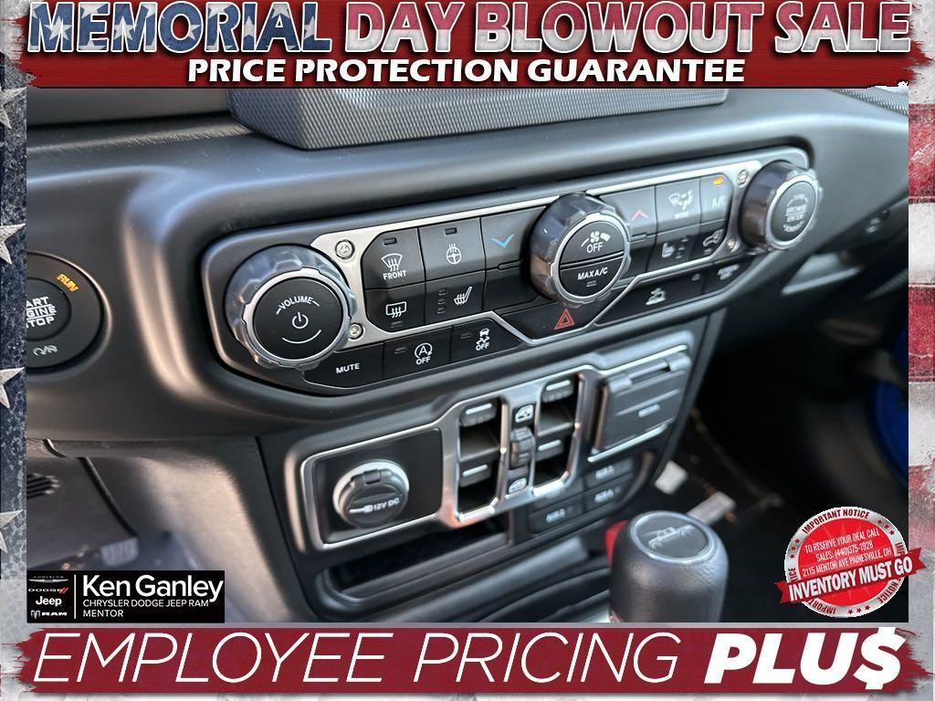 new 2023 Jeep Gladiator car, priced at $43,277
