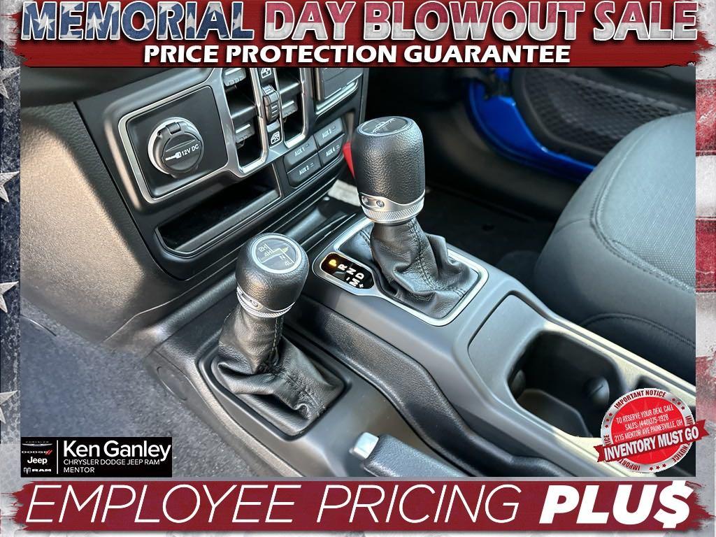 new 2023 Jeep Gladiator car, priced at $43,277