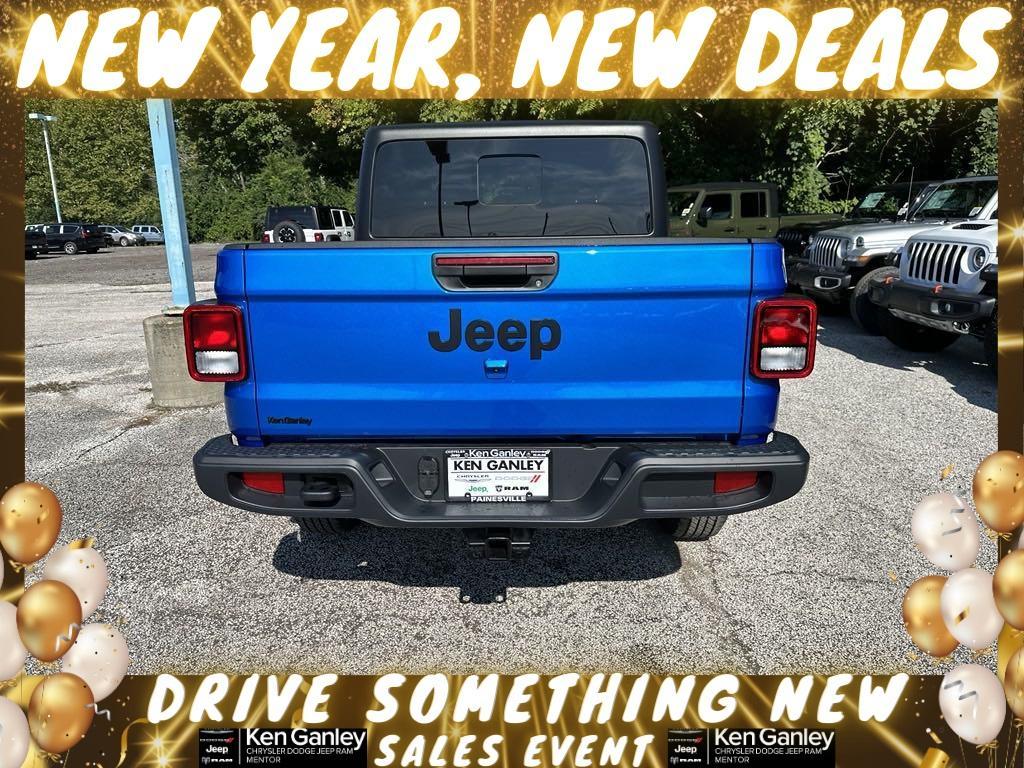 new 2023 Jeep Gladiator car, priced at $43,277