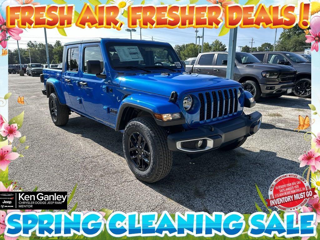 new 2023 Jeep Gladiator car, priced at $43,277
