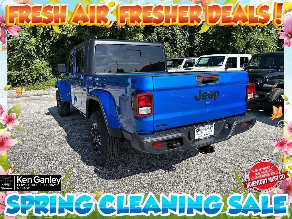 new 2023 Jeep Gladiator car, priced at $43,277