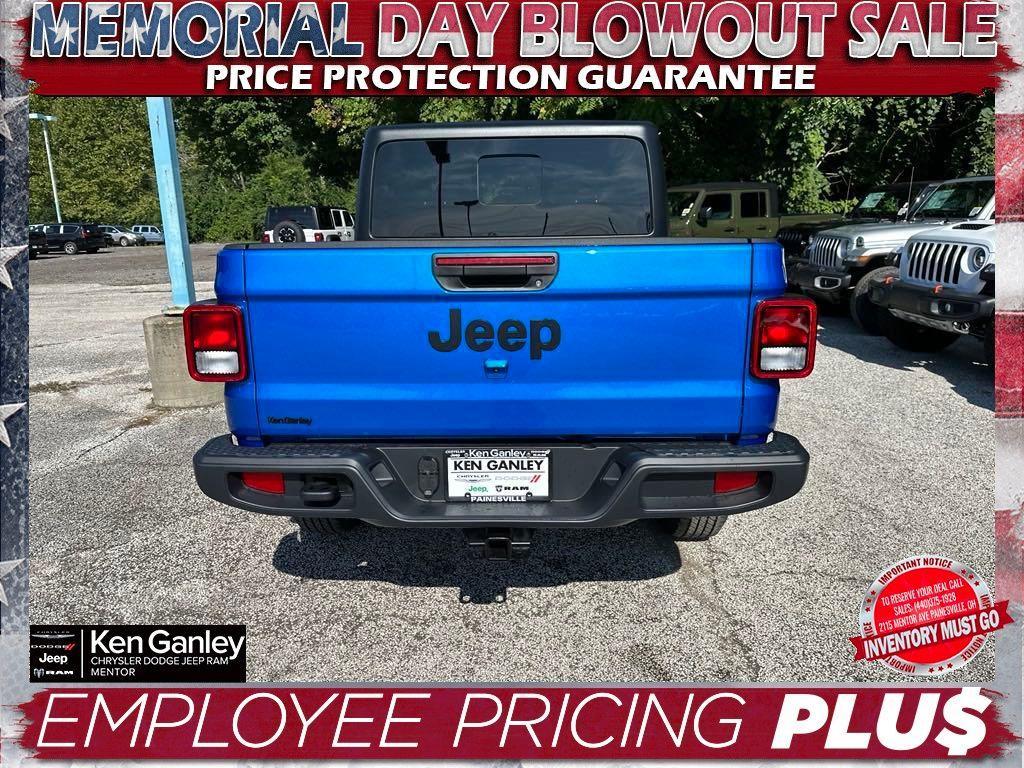 new 2023 Jeep Gladiator car, priced at $43,277
