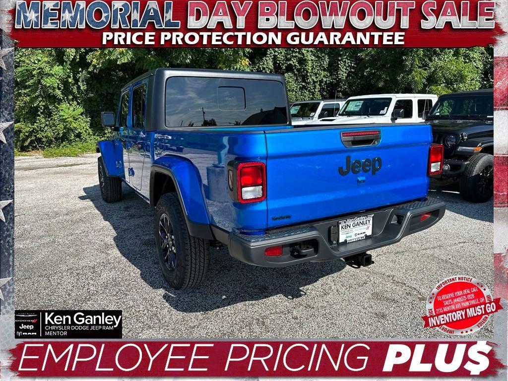 new 2023 Jeep Gladiator car, priced at $43,277