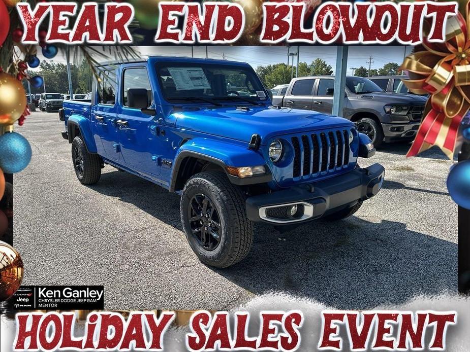 new 2023 Jeep Gladiator car, priced at $43,277