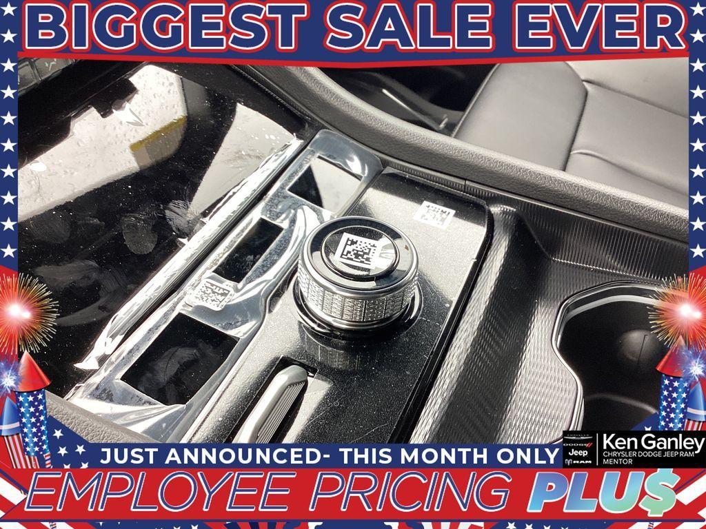 new 2025 Jeep Grand Cherokee L car, priced at $49,776
