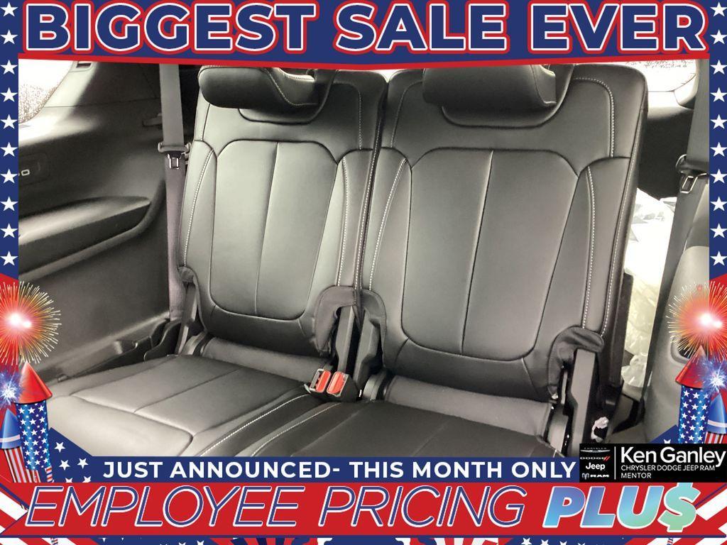 new 2025 Jeep Grand Cherokee L car, priced at $49,776