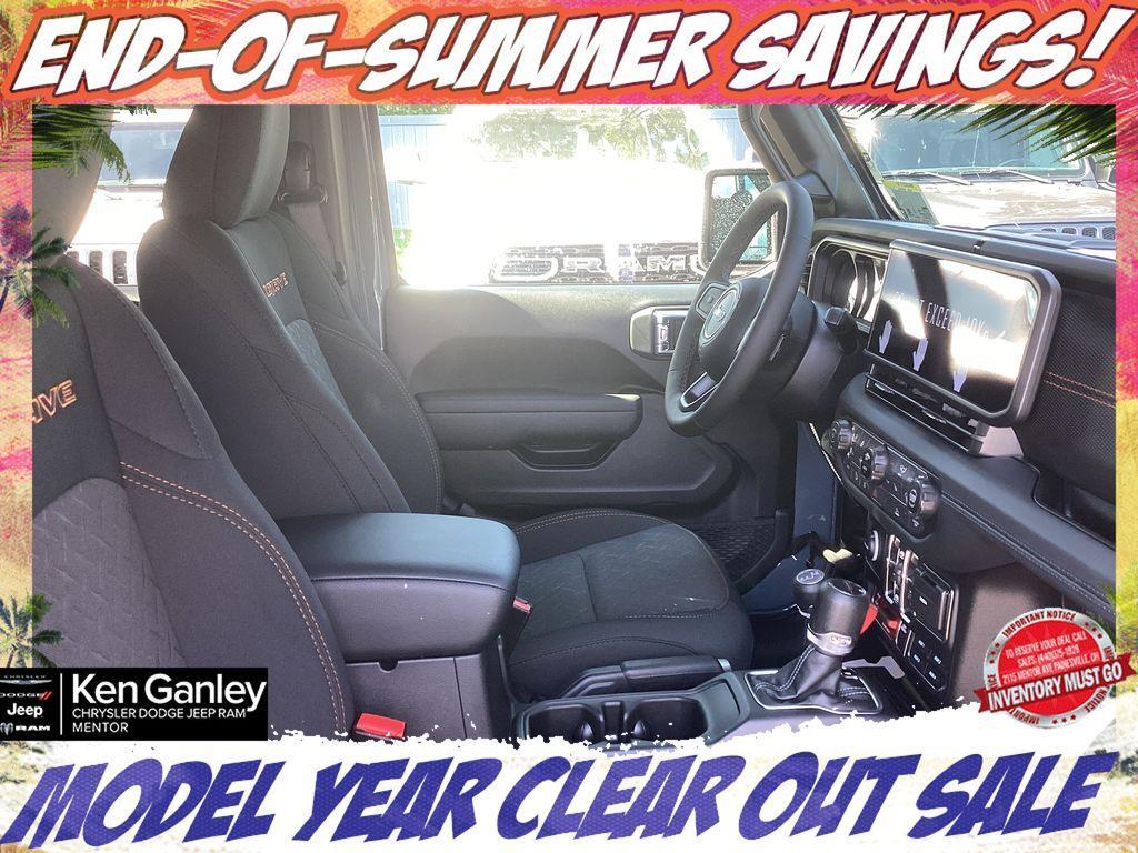 new 2025 Jeep Gladiator car, priced at $44,450