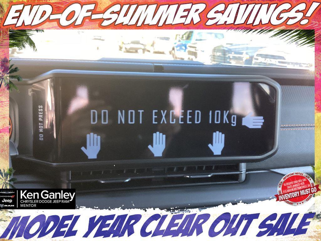 new 2025 Jeep Gladiator car, priced at $44,450