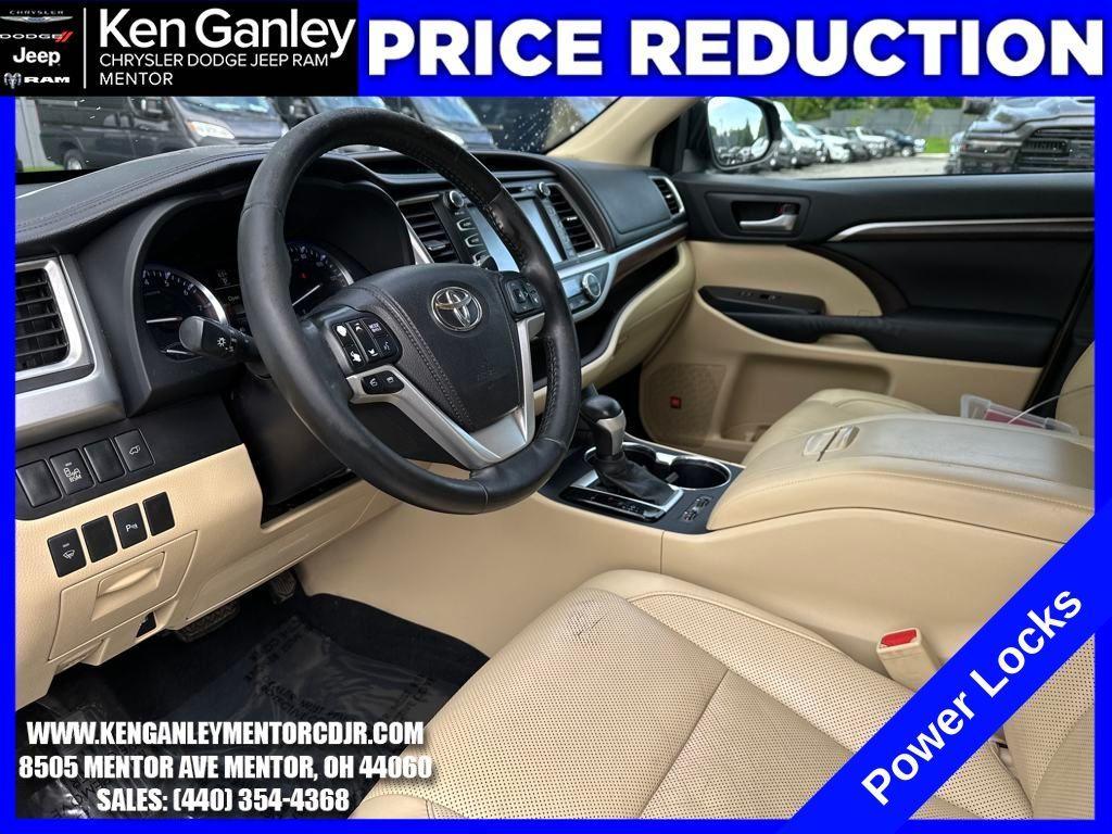 used 2015 Toyota Highlander car, priced at $17,100