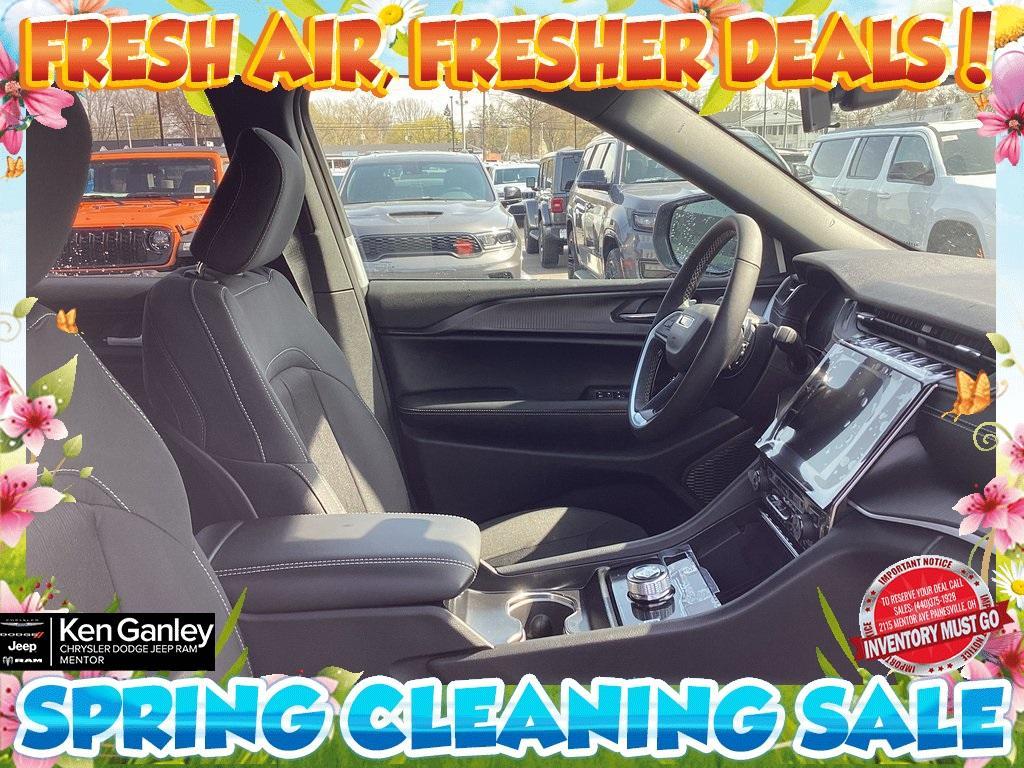new 2025 Jeep Grand Cherokee L car, priced at $40,880