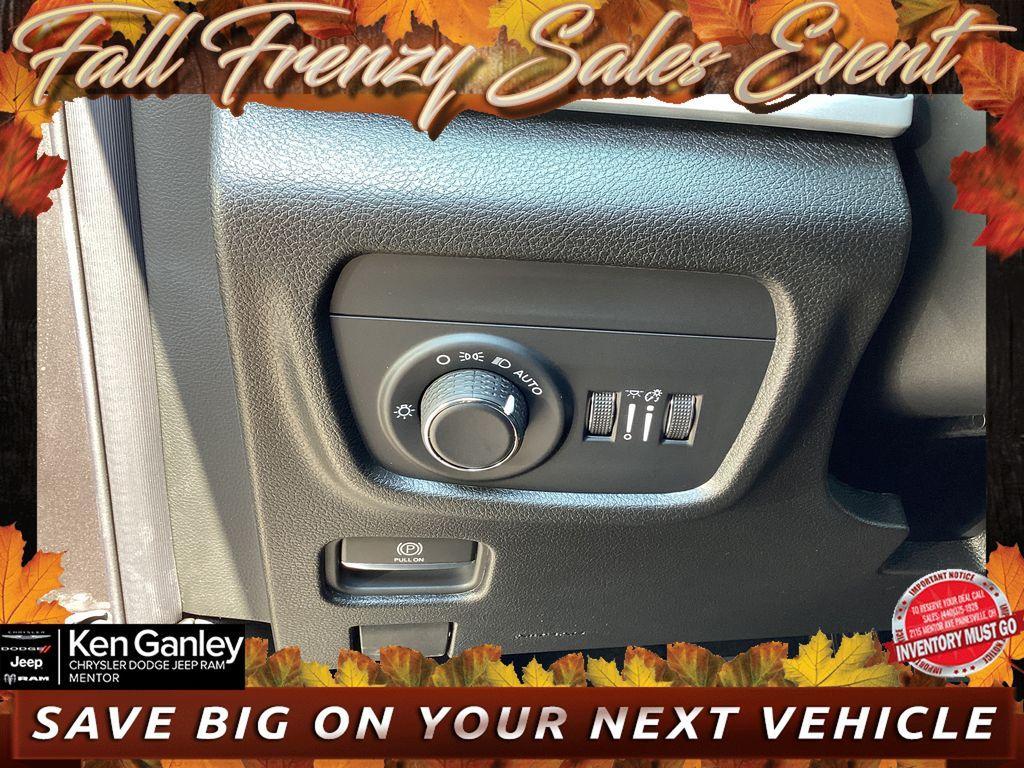 new 2025 Jeep Grand Cherokee car, priced at $36,681