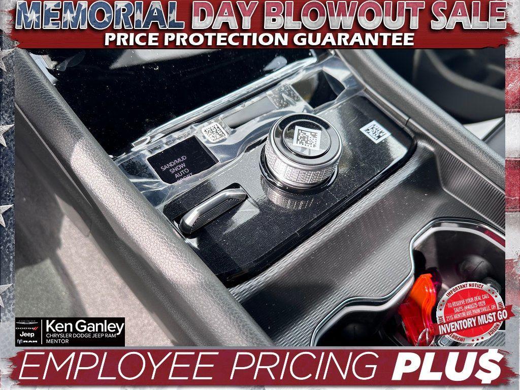 new 2025 Jeep Grand Cherokee L car, priced at $44,186