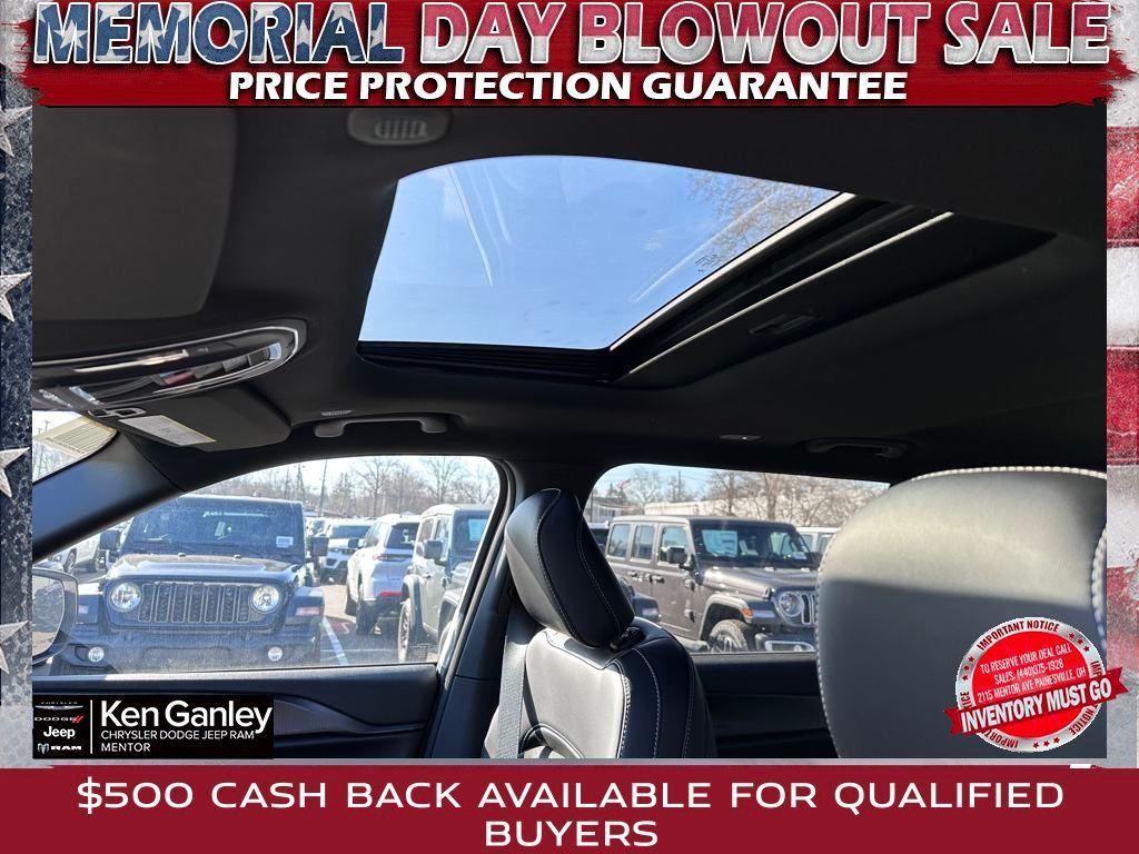 new 2025 Jeep Grand Cherokee L car, priced at $42,657