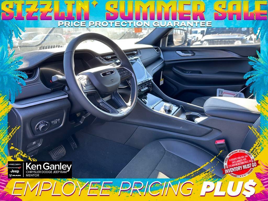 new 2025 Jeep Grand Cherokee L car, priced at $42,657