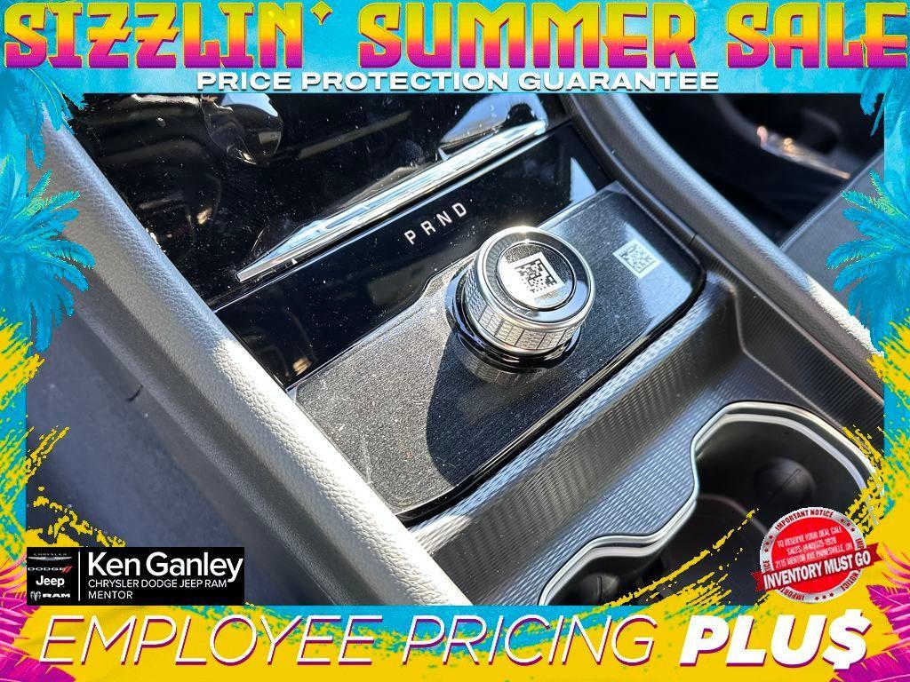 new 2025 Jeep Grand Cherokee L car, priced at $42,657