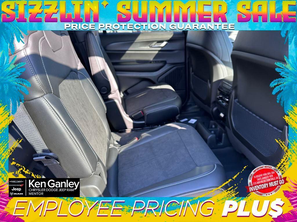 new 2025 Jeep Grand Cherokee L car, priced at $42,657