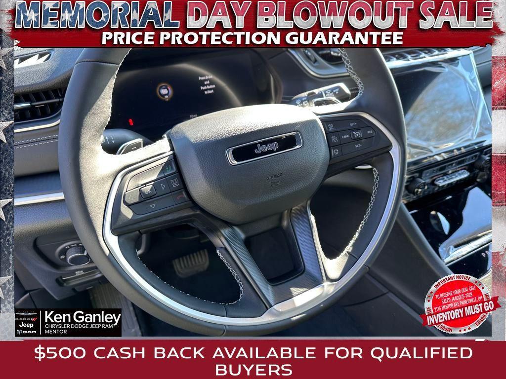 new 2025 Jeep Grand Cherokee L car, priced at $42,657