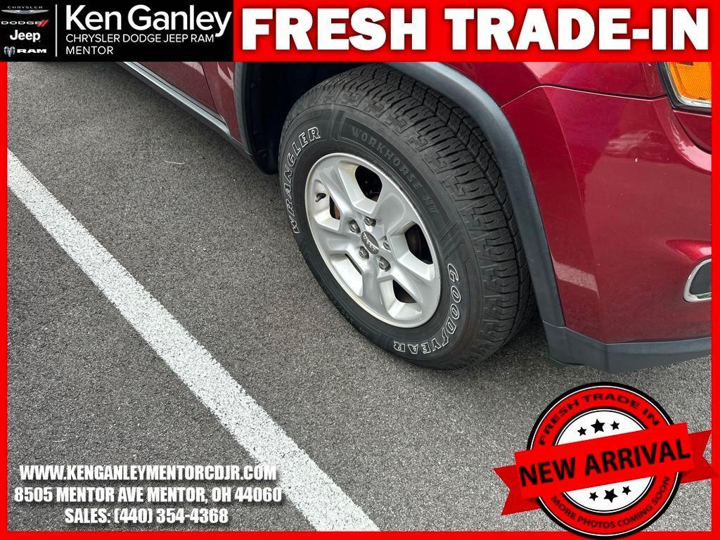 used 2015 Jeep Grand Cherokee car, priced at $13,150