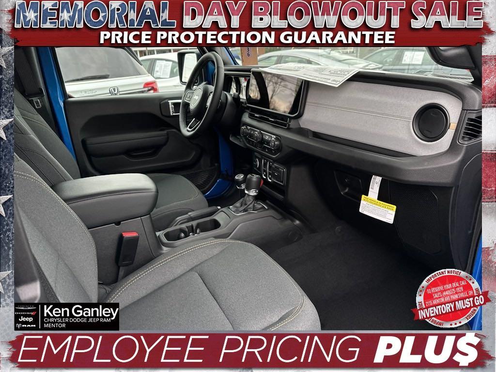 new 2025 Jeep Wrangler car, priced at $40,399