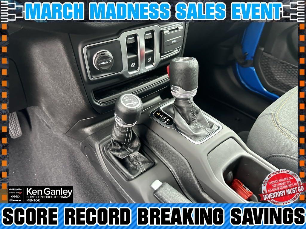 new 2025 Jeep Wrangler car, priced at $37,899