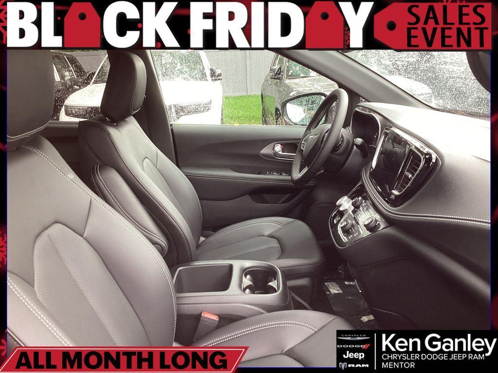 new 2026 Chrysler Pacifica car, priced at $45,113