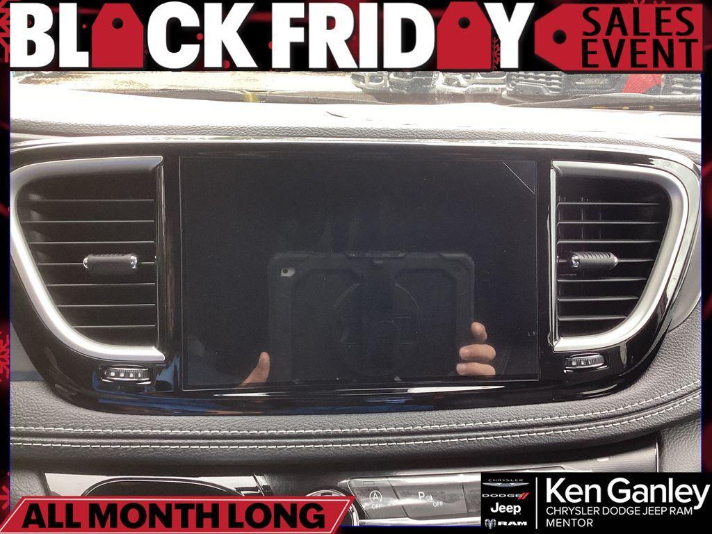 new 2026 Chrysler Pacifica car, priced at $45,113