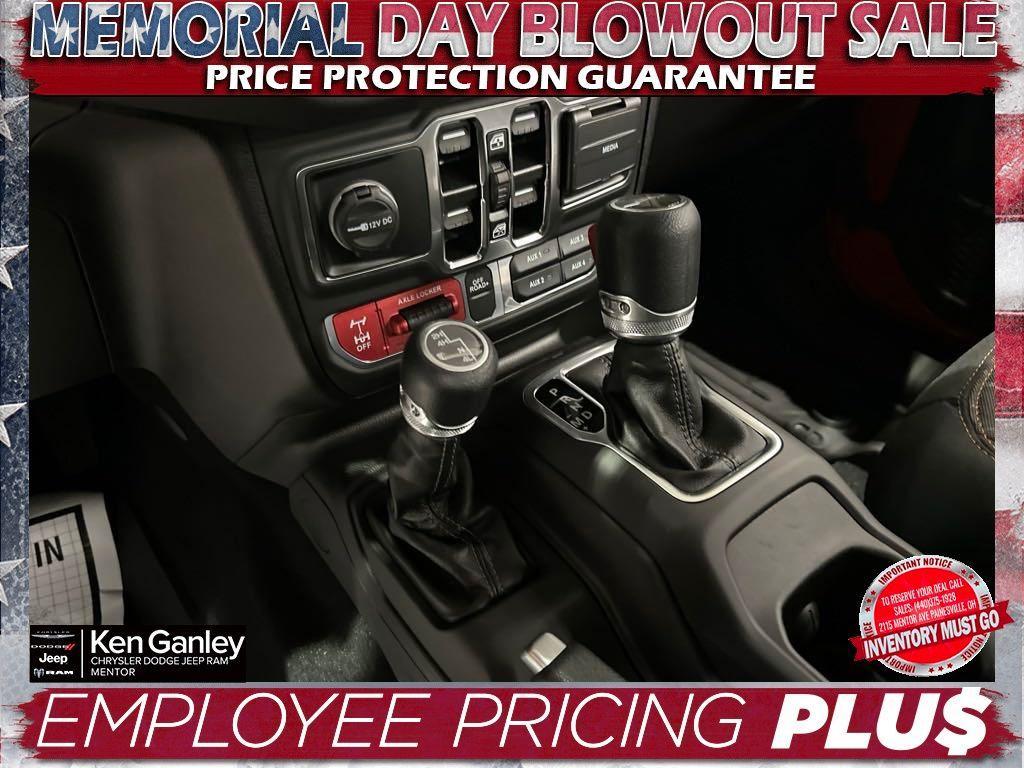 new 2025 Jeep Gladiator car, priced at $52,545