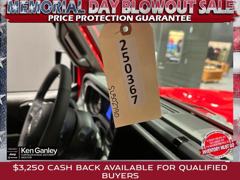new 2025 Jeep Gladiator car, priced at $52,545