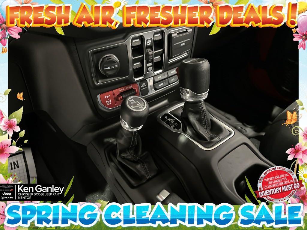 new 2025 Jeep Gladiator car, priced at $57,213