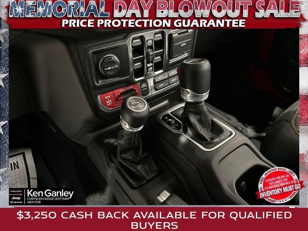 new 2025 Jeep Gladiator car, priced at $52,545