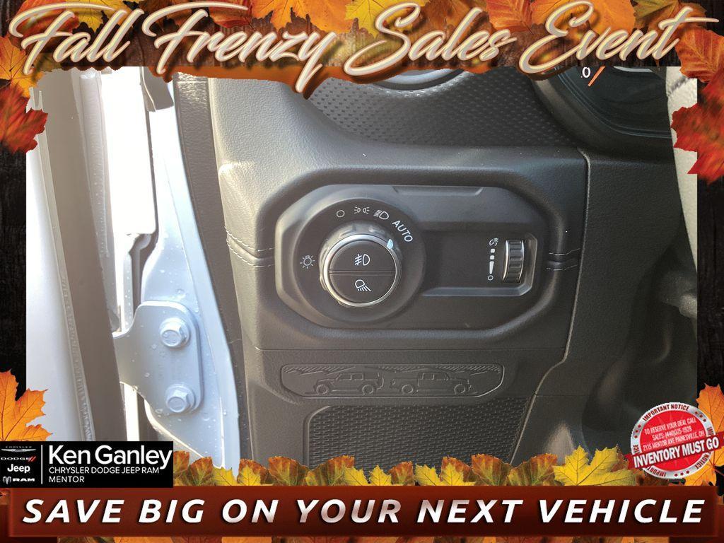 new 2025 Jeep Gladiator car, priced at $41,515