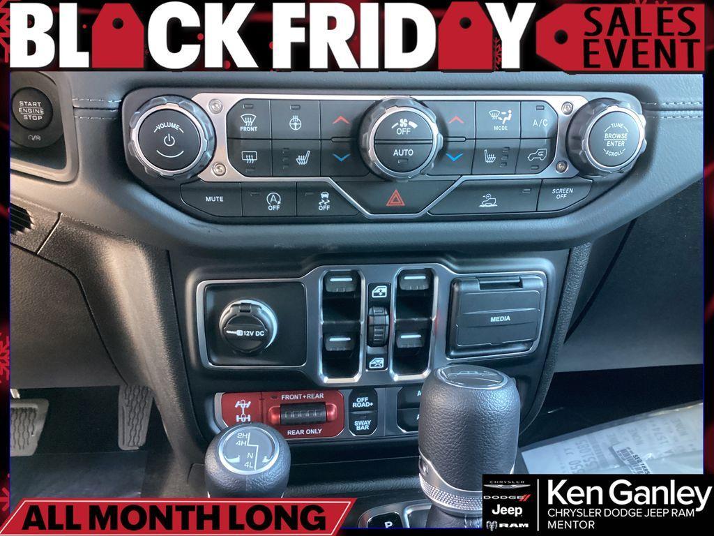 new 2025 Jeep Gladiator car, priced at $43,816