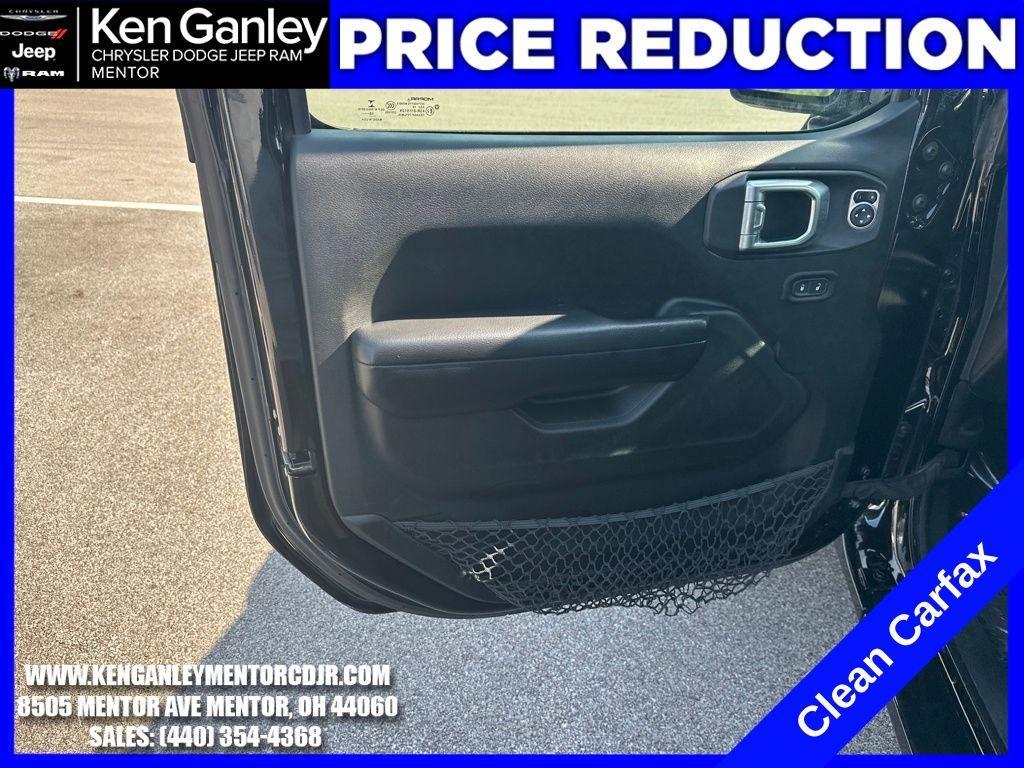 used 2018 Jeep Wrangler Unlimited car, priced at $22,900