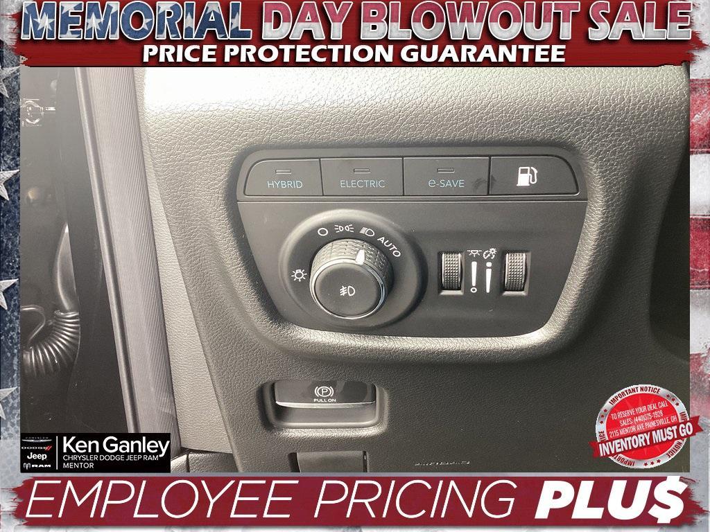 new 2025 Jeep Grand Cherokee 4xe car, priced at $57,673