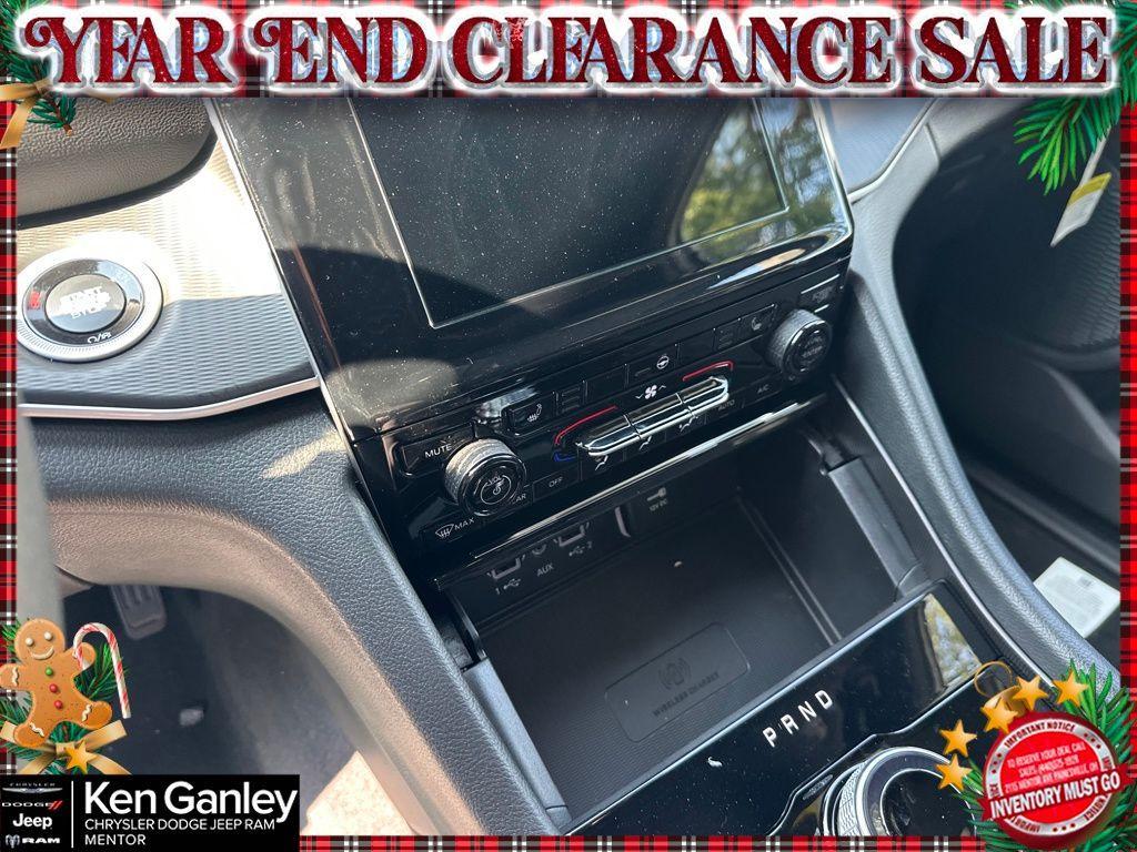 new 2025 Jeep Grand Cherokee L car, priced at $37,993