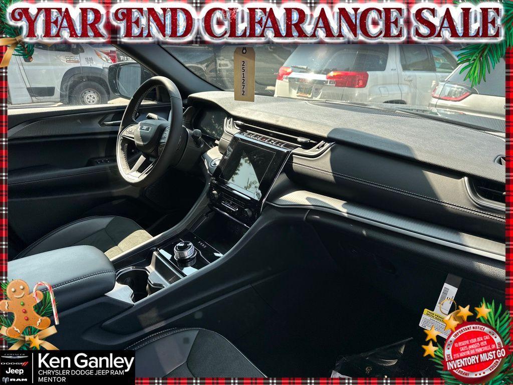 new 2025 Jeep Grand Cherokee L car, priced at $37,993