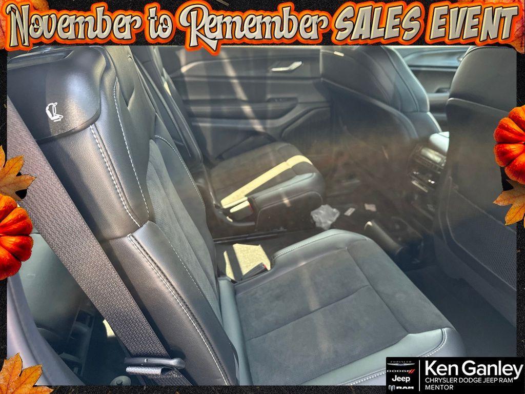 new 2025 Jeep Grand Cherokee L car, priced at $44,493