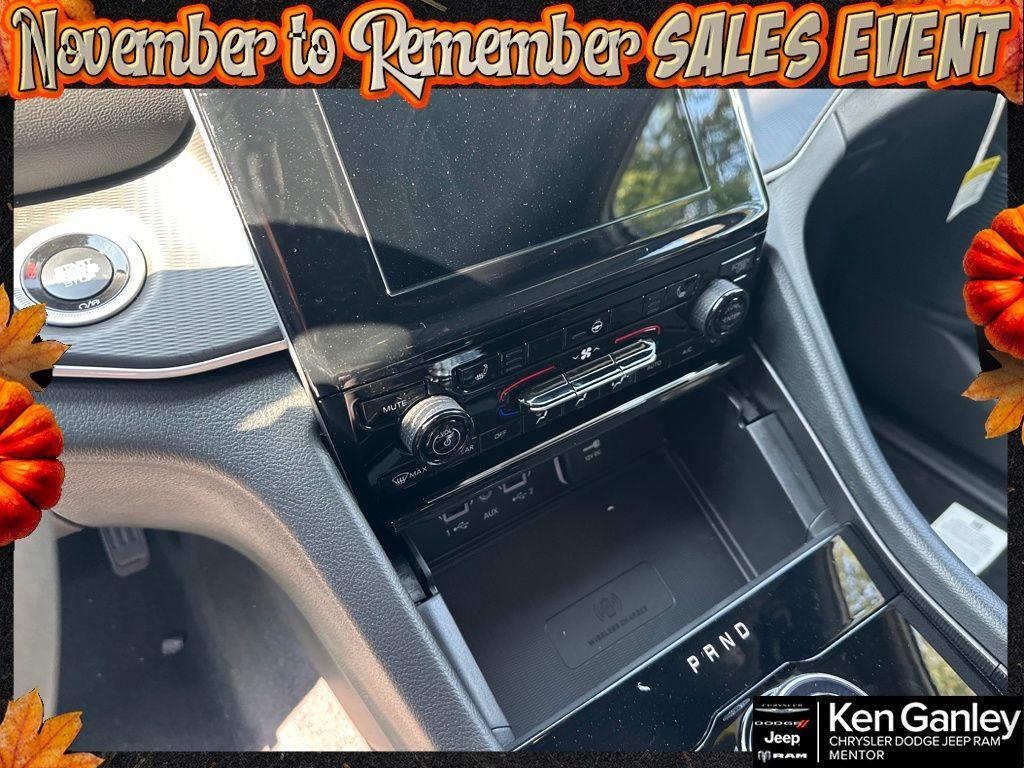 new 2025 Jeep Grand Cherokee L car, priced at $44,493