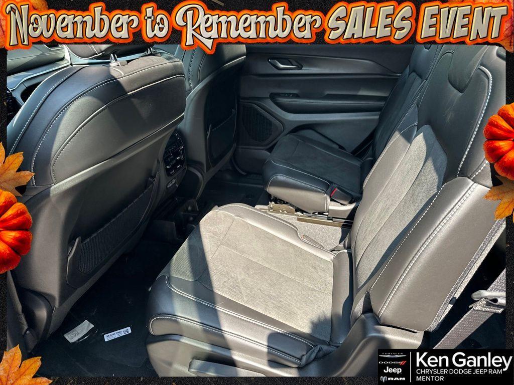 new 2025 Jeep Grand Cherokee L car, priced at $44,493