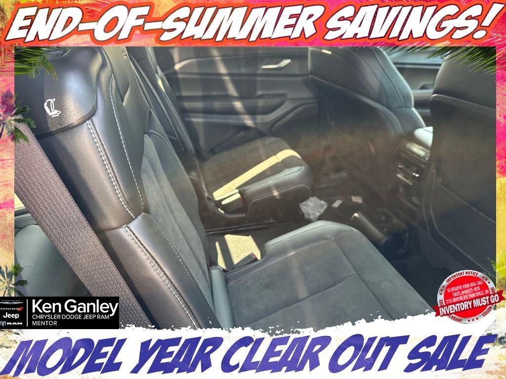 new 2025 Jeep Grand Cherokee L car, priced at $42,152