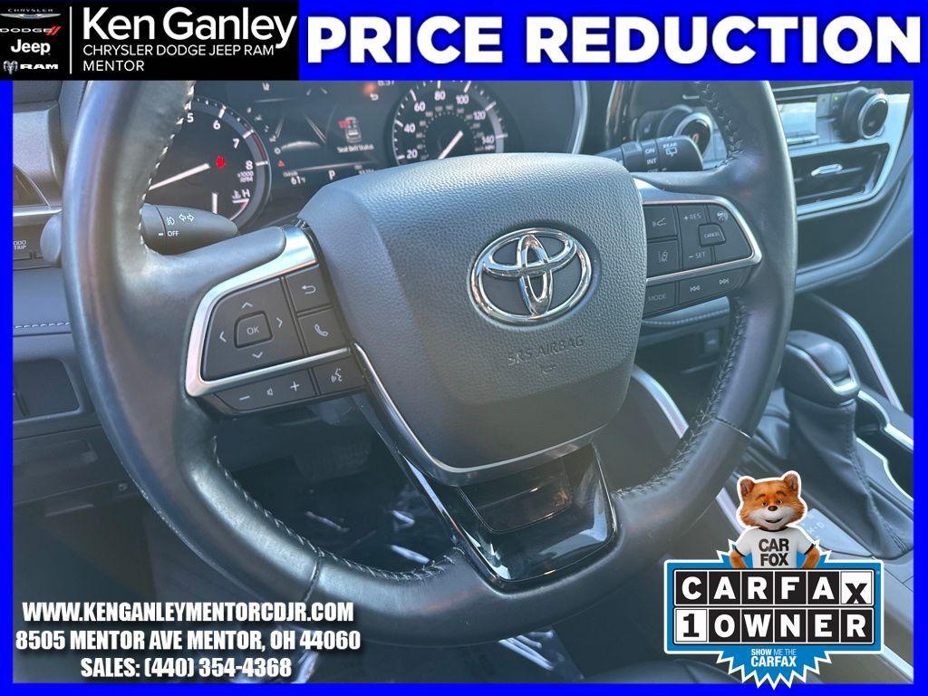 used 2021 Toyota Highlander car, priced at $32,500