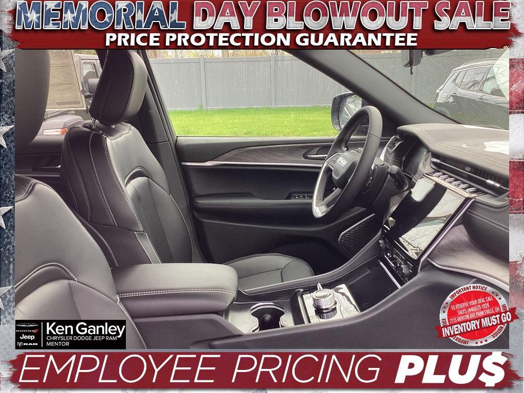 new 2025 Jeep Grand Cherokee 4xe car, priced at $57,673