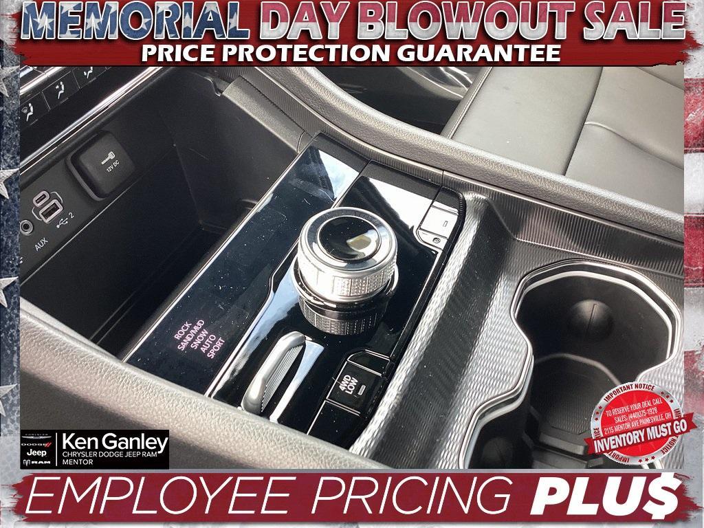 new 2025 Jeep Grand Cherokee 4xe car, priced at $57,673