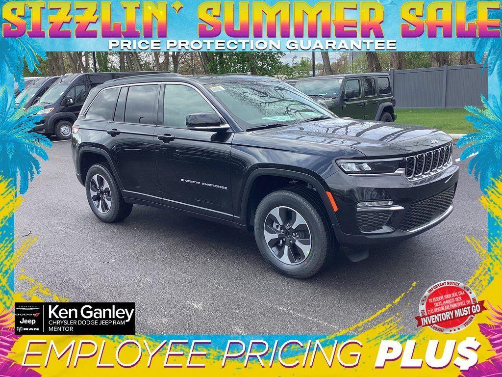 new 2025 Jeep Grand Cherokee 4xe car, priced at $61,080
