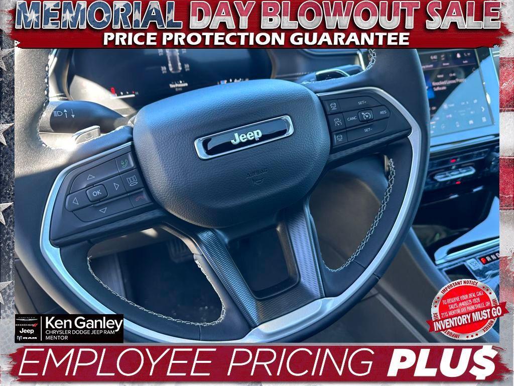 new 2025 Jeep Grand Cherokee car, priced at $41,255