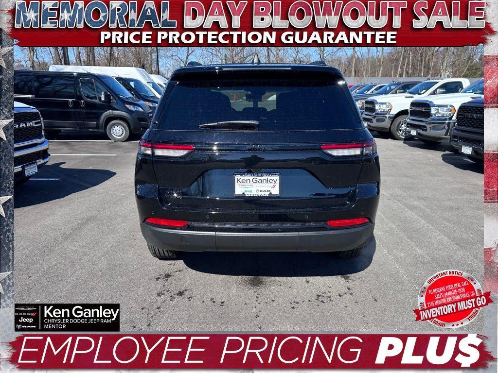 new 2025 Jeep Grand Cherokee car, priced at $41,255