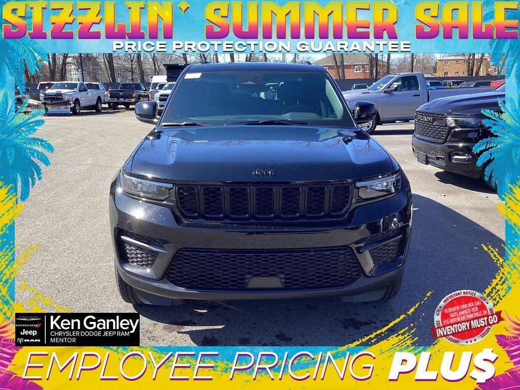 new 2025 Jeep Grand Cherokee car, priced at $42,250