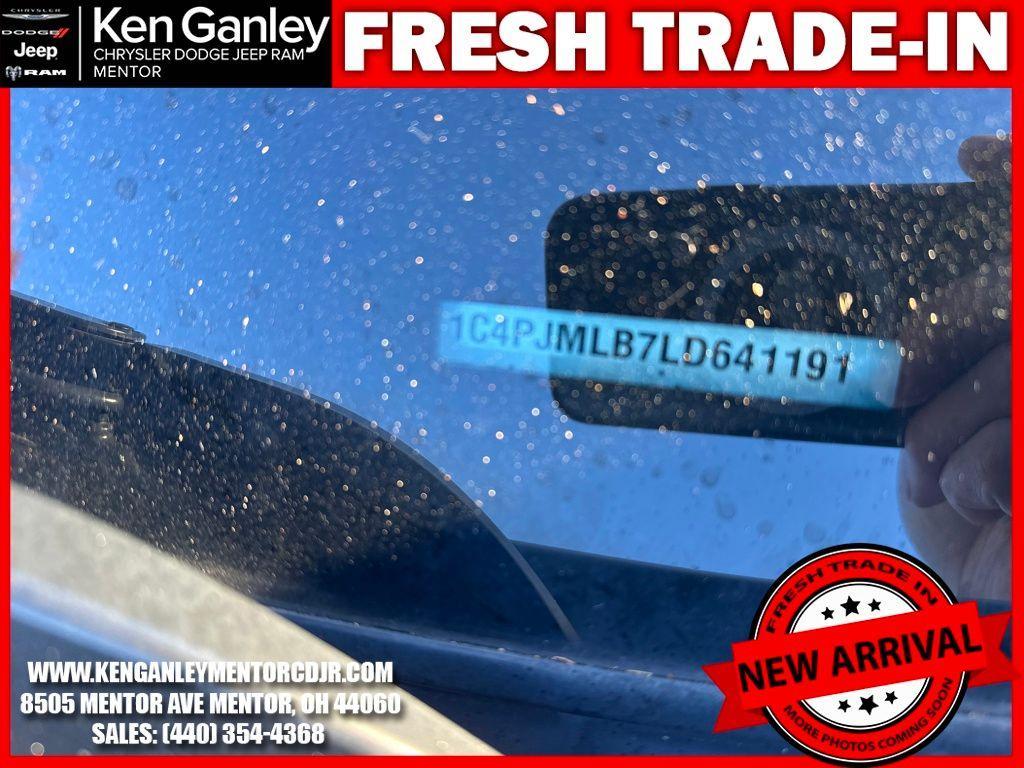 used 2020 Jeep Cherokee car, priced at $11,995