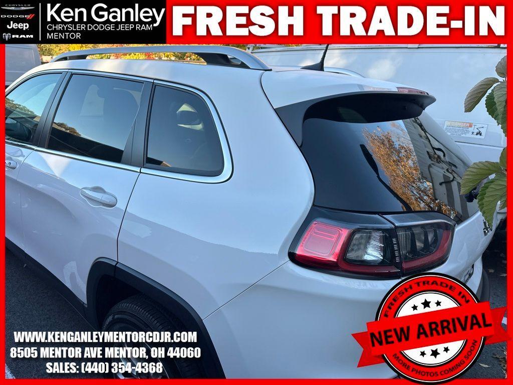 used 2020 Jeep Cherokee car, priced at $11,995