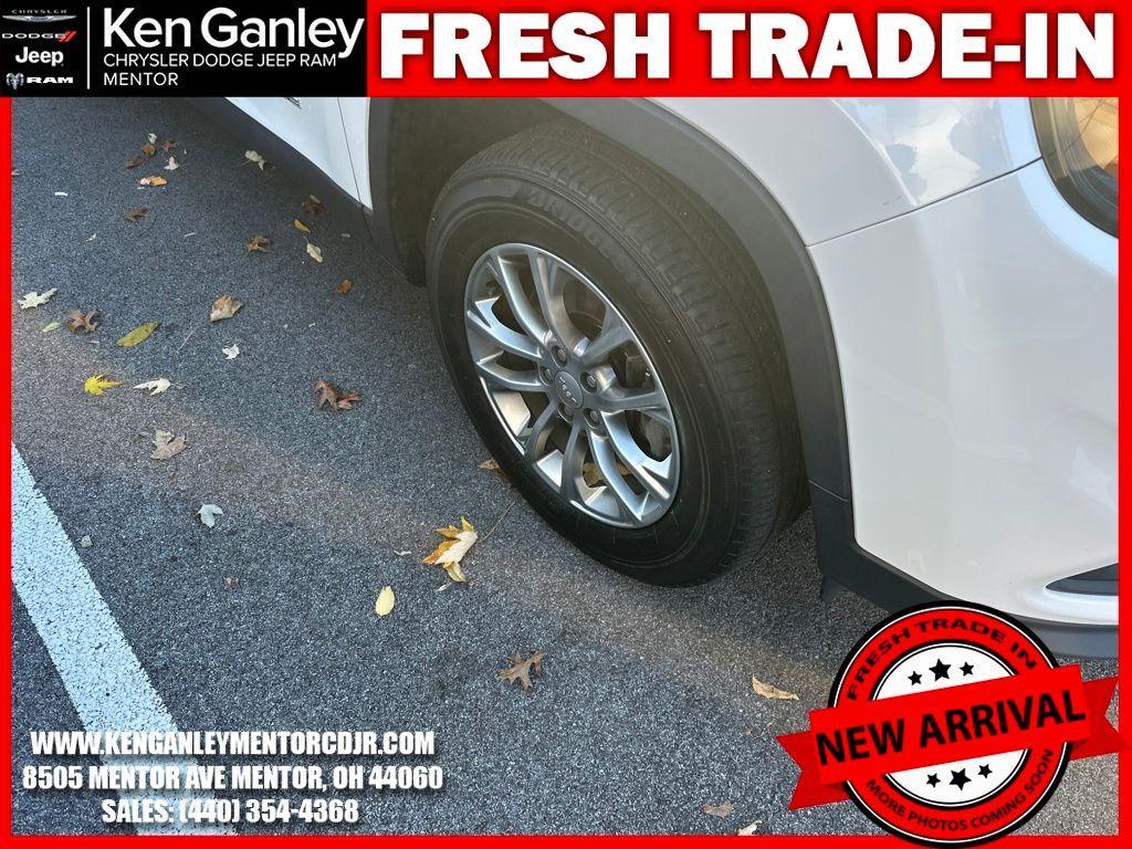 used 2020 Jeep Cherokee car, priced at $11,995